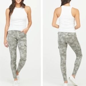 Spanx Stretch Twill Ankle Cargo Pant